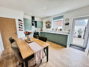 Photo 6- click for photo gallery